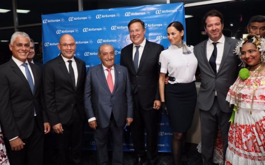 El presidente de Panam&aacute; recibe a Air Europa en el estreno de su ruta que aspira a ser diaria