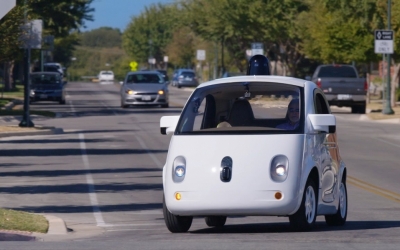 Google acusa a Uber de robo de tecnolog&iacute;a