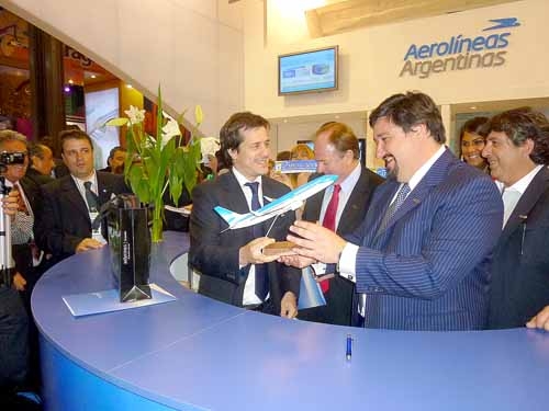 Turismo: habr&aacute; tarifa a&eacute;rea cero para los extranjeros 