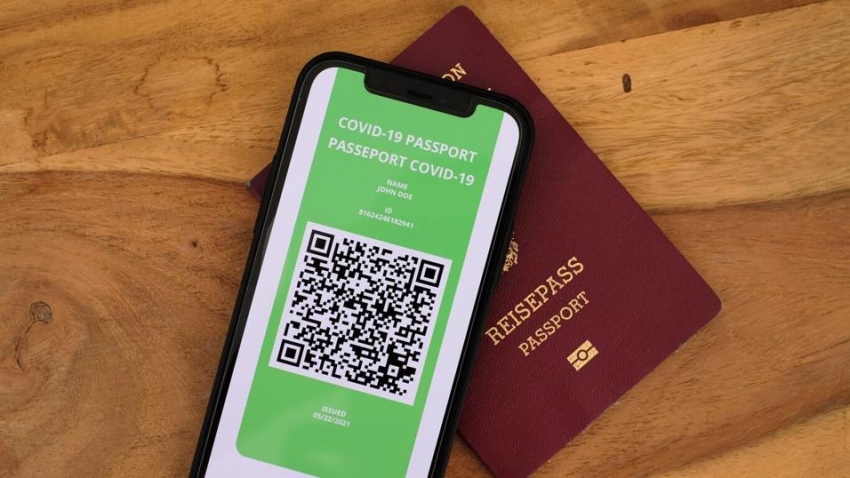 El pasaporte sanitario será un “redituable” carnet de vacunación mundial