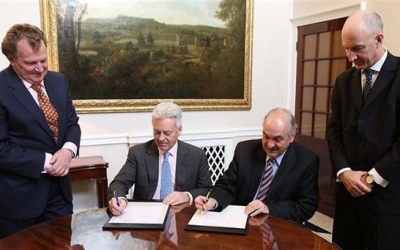 Los vicecancilleres Alan Duncan (Gran Breta&ntilde;a) y Pedro Villagra Delgado (Argentina).