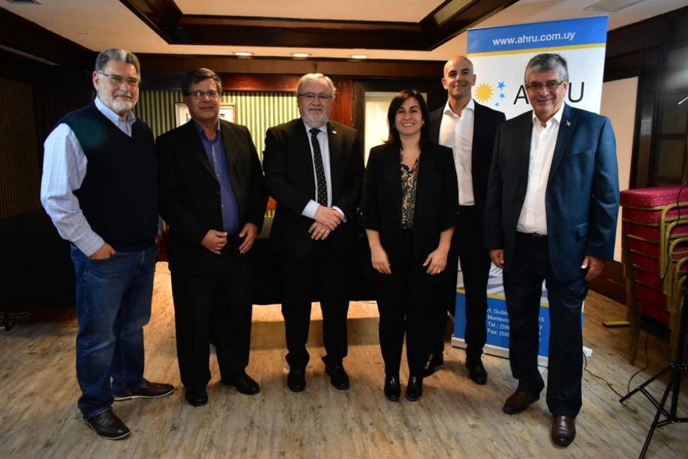 Alberto Latarowsky, Eliseo Sequeira, Francisco Rodr&iacute;guez Cabo, Gabriela Safi, Pablo Scarpino, Sergio Antonio Herrera