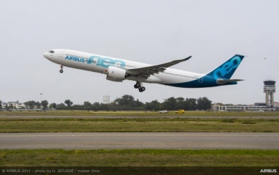 Llega un nuevo jugador: el A330neo vol&oacute; por primera vez