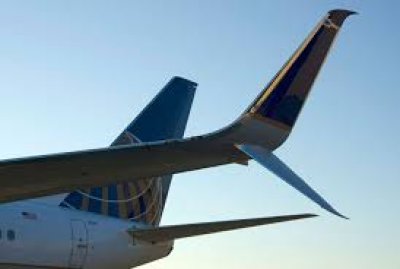 United Airlines es la primera aerol&iacute;nea en instalar alerones divididos Scimitar