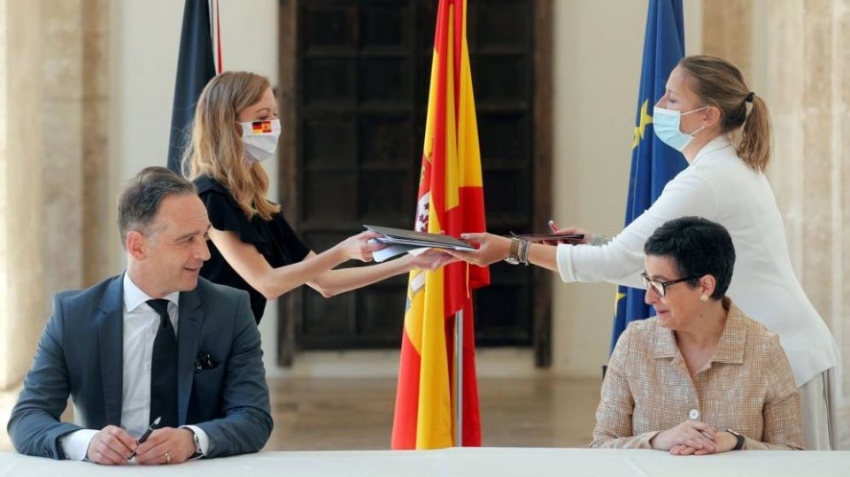 Heiko Maas y Arancha Gonz&aacute;lez Laya en Valencia. 