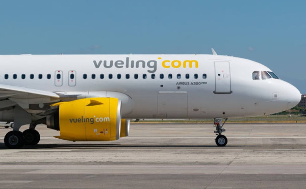Vueling y Binter mueven ficha en Canarias