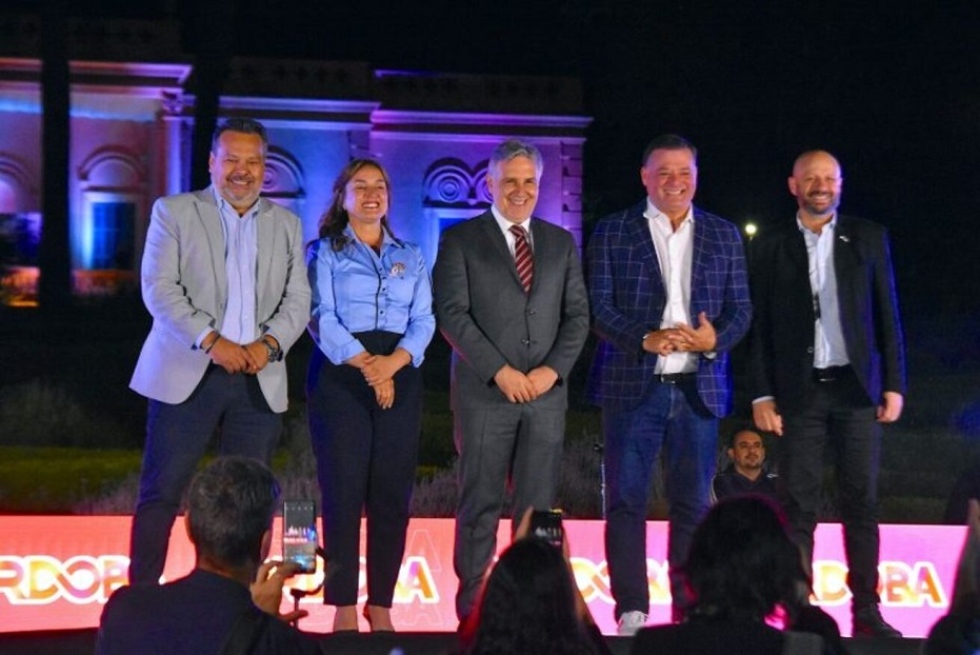 Gustavo Peralta, Mirian Prunotto, Martín Llaryora, Darío Capitani y Raúl Sansica.