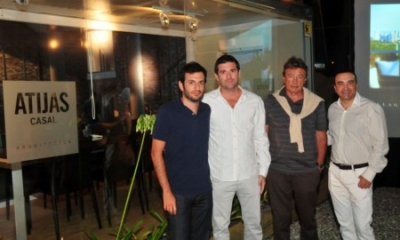 Arquitectos Vito Atijas y Jos&eacute; Mar&iacute;a Casal, Ingeniero Samuel Ca&ntilde;as y Rafael Atijas 