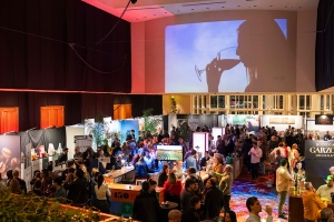 Sal&oacute;n del Vino Uruguayo reuni&oacute; a 1.500 personas en Enjoy Punta del Este