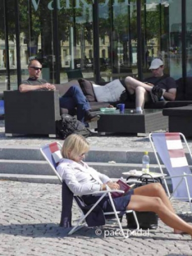 &iquest;Puede una mujer viajar sola?