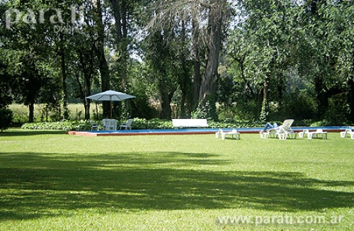 En la estancia Del Sel, en Ca&ntilde;ada de G&oacute;mez (Santa Fe), cada vez m&aacute;s grupos de profesionales se escapan un fin de semana para profundizar el ingl&eacute;s.