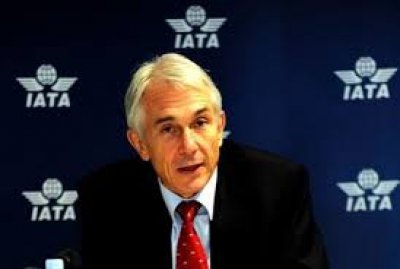 Tony Tyler: "Gobiernos latinoamericanos consideran art&iacute;culo de lujo al transporte a&eacute;reo"